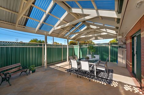 Property photo of 1 Bristol Road Pascoe Vale VIC 3044