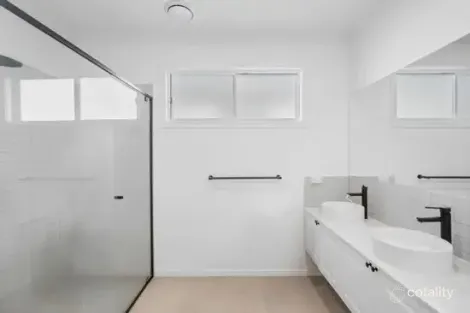 Property photo of 22 California Road Oxley QLD 4075