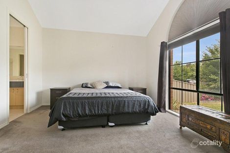 Property photo of 10 Yurunga Drive McKenzie Hill VIC 3451
