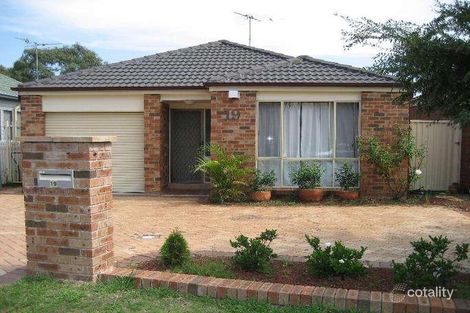 Property photo of 19 Bridges Avenue Wattle Grove NSW 2173