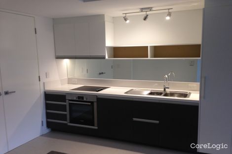 30/59 Breaksea Dr, North Coogee, WA 6163