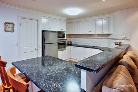 Property photo of 4 Ballara Drive Wodonga VIC 3690