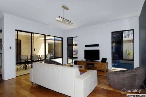 Property photo of 54 Liechardt Loop Rockingham WA 6168