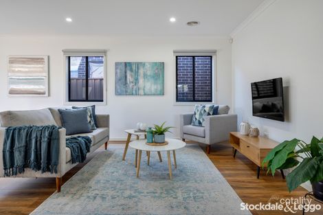 Property photo of 24 Rialto Circuit Craigieburn VIC 3064