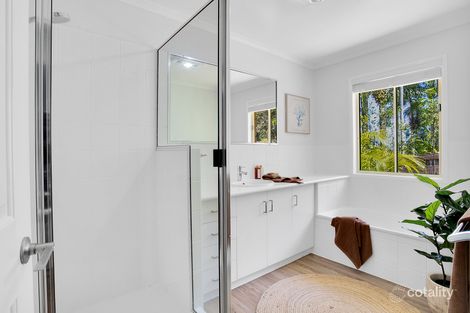 Property photo of 17 Hillcrest Street Eimeo QLD 4740