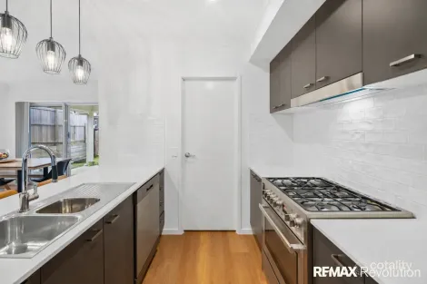 Property photo of 7 First Street Holmview QLD 4207
