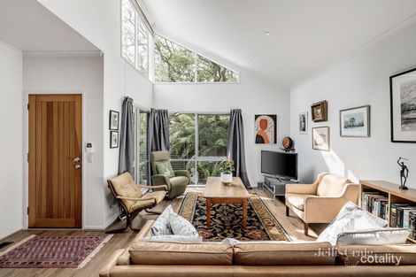 Property photo of 6 Nettleton Avenue Camberwell VIC 3124