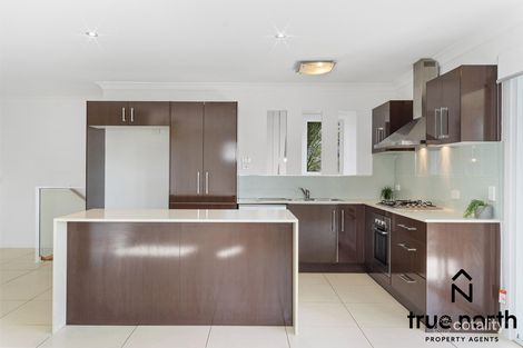 56 Hawkesbury Ave, Pacific Pines, QLD 4211