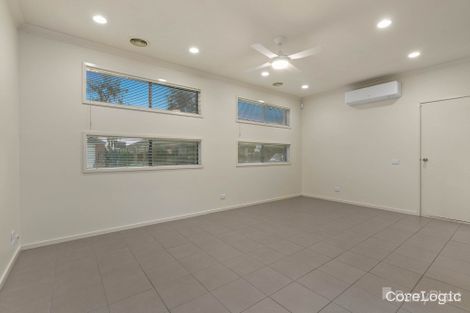 Property photo of 1 Dealbata Lane Pakenham VIC 3810