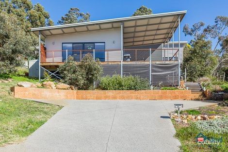 Property photo of 16 Amethyst Crescent Mount Richon WA 6112