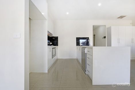 Property photo of 9 Harlequin Walk Epping VIC 3076