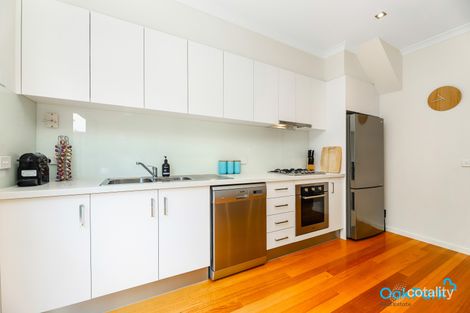 Property photo of 2/5 Margaret Street Oak Park VIC 3046