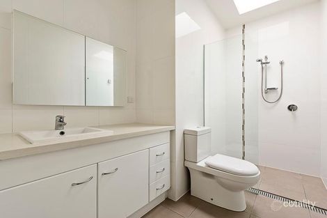 Property photo of 2/69A Glenferrie Road Malvern VIC 3144