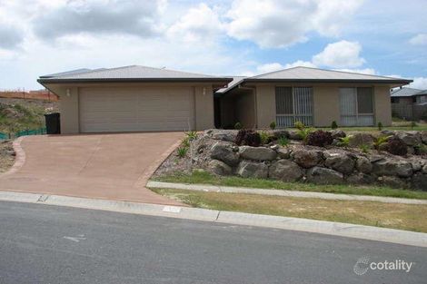 17 Yamba St, Pacific Pines, QLD 4211