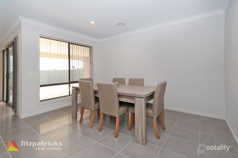 Property photo of 25 Tantoon Circuit Forest Hill NSW 2651