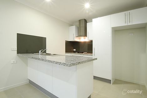 2/7 White Ash Ct, Caboolture, QLD 4510