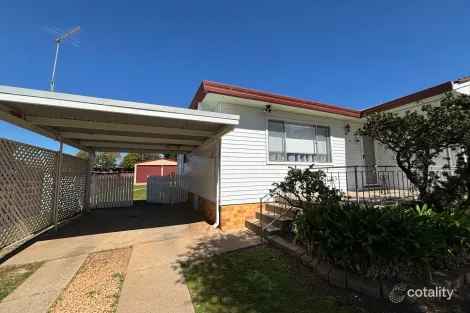 15 Warren St, South Tamworth, NSW 2340