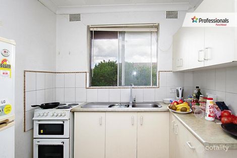 Property photo of 8/9 Matthews Street Punchbowl NSW 2196