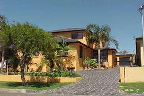 Property photo of 12 Marchant Crescent Mount Warrigal NSW 2528