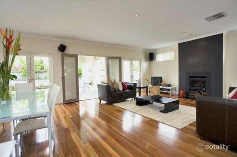 Property photo of 5 McLean Avenue Bentleigh VIC 3204