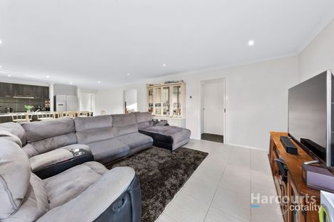 Property photo of 82 Elmslie Drive Cranbourne East VIC 3977
