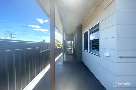 33 Decora Cres, Warabrook, NSW 2304