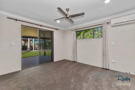 Property photo of 388 Forestry Road Bluewater Park QLD 4818