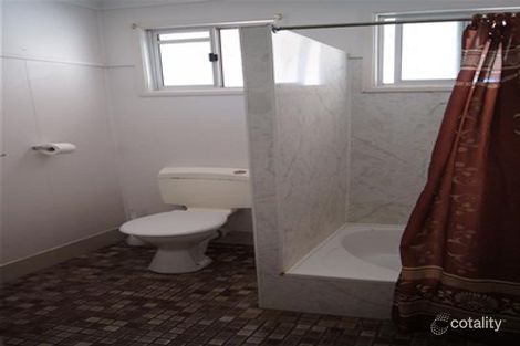 Property photo of 1/13-15 Mann Street Chinchilla QLD 4413