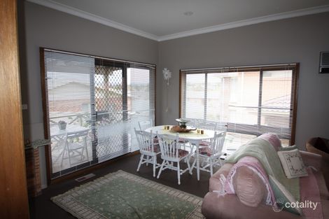 Property photo of 1/27 Gilmore Place Queanbeyan West NSW 2620