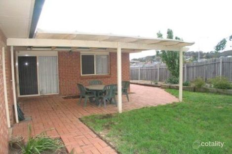 Property photo of 5 Birch Way Jerrabomberra NSW 2619