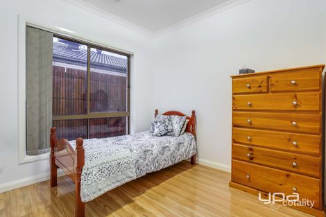 Property photo of 15 Serra Way Fraser Rise VIC 3336