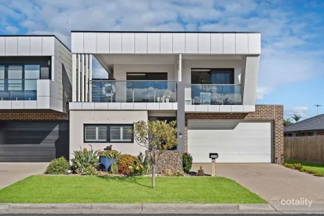 36A DAVIES ST, SAFETY BEACH, VIC 3936