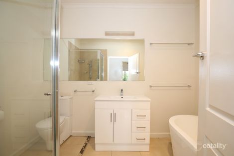 Property photo of 8 Wiringa Crescent Mount Eliza VIC 3930