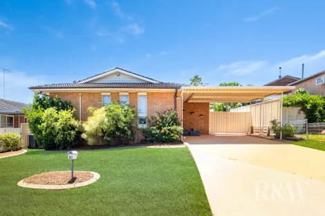 10 Dickens Rd, Ambarvale, NSW 2560