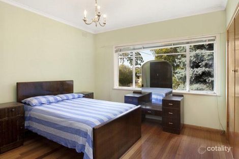Property photo of 51 Furneaux Grove Bulleen VIC 3105