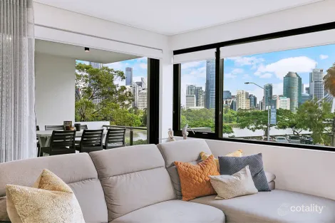 Property photo of 202/98 River Terrace Kangaroo Point QLD 4169