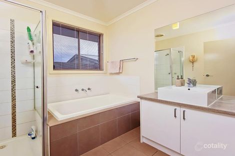Property photo of 2/64 Helen Street St Albans VIC 3021