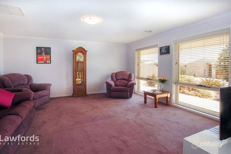 Property photo of 12 Arilpa Court Kangaroo Flat VIC 3555