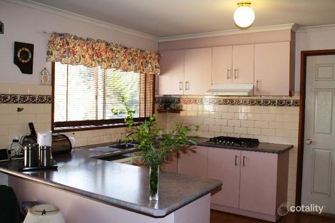 Property photo of 3 Rye Court Romsey VIC 3434