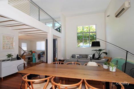 Property photo of 1 Lonsdale Place Varsity Lakes QLD 4227