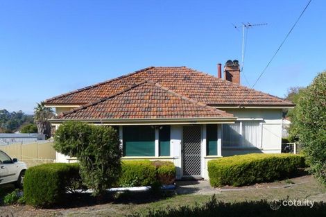 14 Bessell Cres, Collie, WA 6225