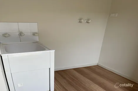 Property photo of 35 Gateway Close Chadstone VIC 3148