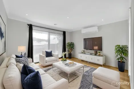 Property photo of 3 Stuchbree Street Cobblebank VIC 3338