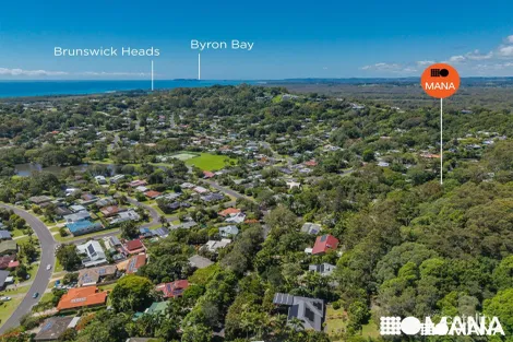 Property photo of 10 Gin Gin Crescent Ocean Shores NSW 2483