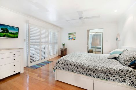 Property photo of 97 Oceanic Drive Mermaid Waters QLD 4218