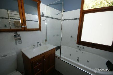 Property photo of 53 Marsh Street Armidale NSW 2350