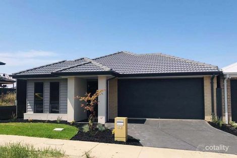 42 Rhynhurst St, Clyde North, VIC 3978