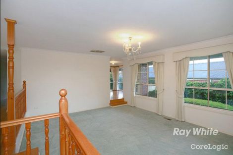 Property photo of 17 Brent Close Berwick VIC 3806
