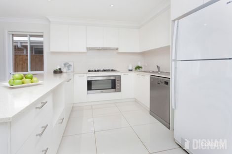 Property photo of 14 Samuel Close Thirroul NSW 2515