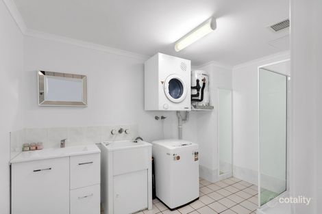 Property photo of 4/4-5 Hollett Close Manunda QLD 4870